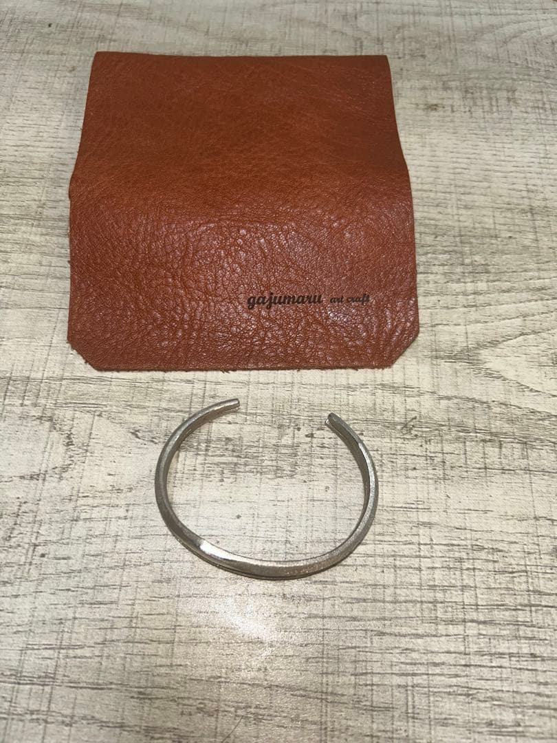 gajumaru art craft シルバーバングル 専用ケース付き