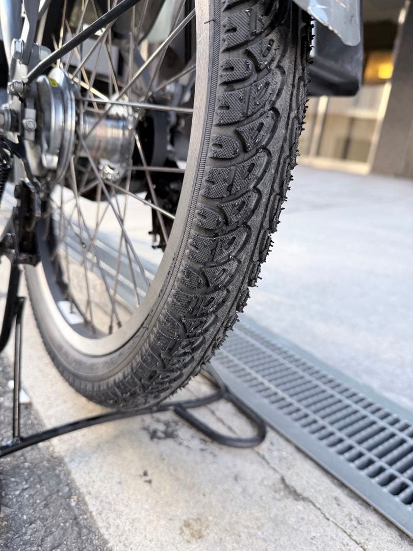 子供乗せ　ヤマハ　電動アシスト自転車 チャイルドシート付き グレー