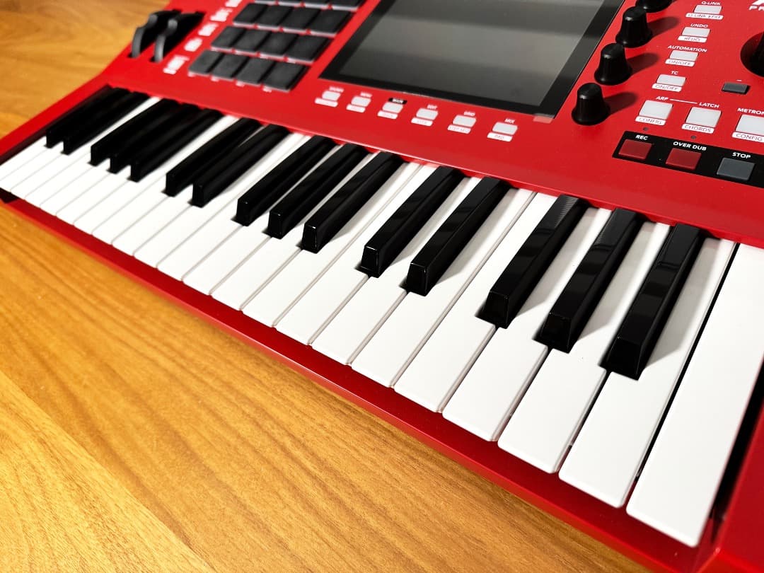 [送料無料] AKAI MPC KEY 37 MIDIキーボード