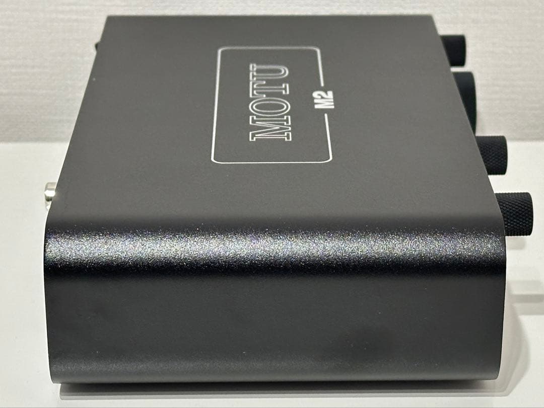 MOTU M2 オーディオインターフェース