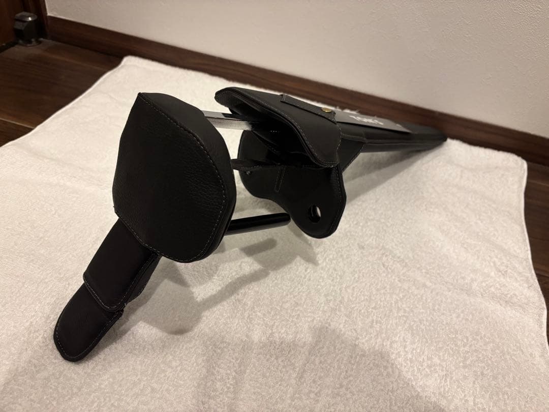 TOM'S ステアリングロック 黒