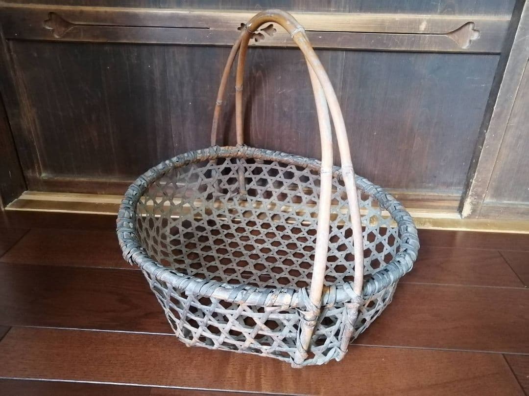 古い手付きの摘み菜籠　「野の籠展」案内状付き