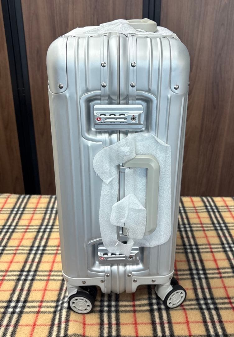 メルセデス•ベンツ　アルミスーツケース　　キャリーケース　32L