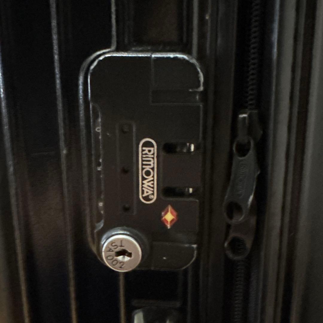 Rimowa リモワ　黒　大型スーツケース