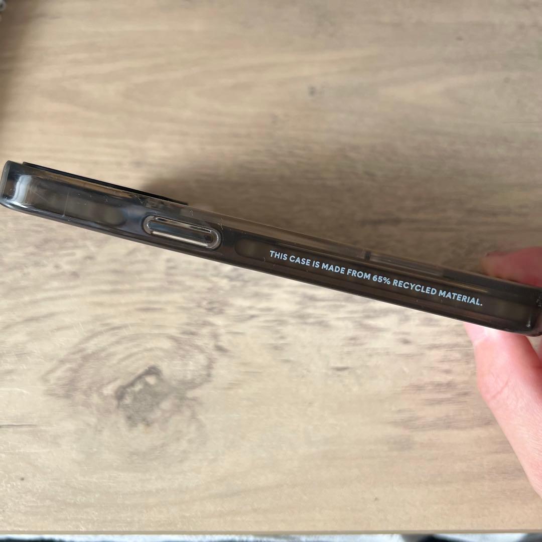 iPhoneアクセサリー cacetify BLACKEYEPATCH magsafe 13pro