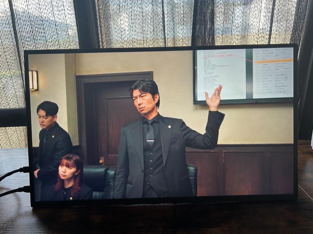 idocch　新品！UPERFECT モバイルモニター 22インチ 2K