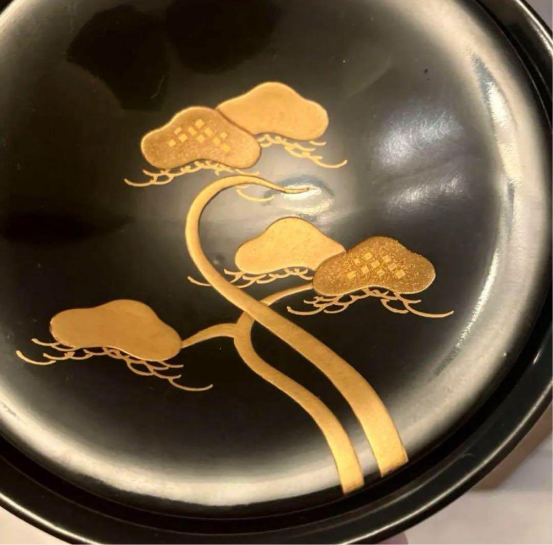 明治時代　金彩の絢爛豪華な千鳥や松、形が美しい木製輪島漆塗りお椀2客