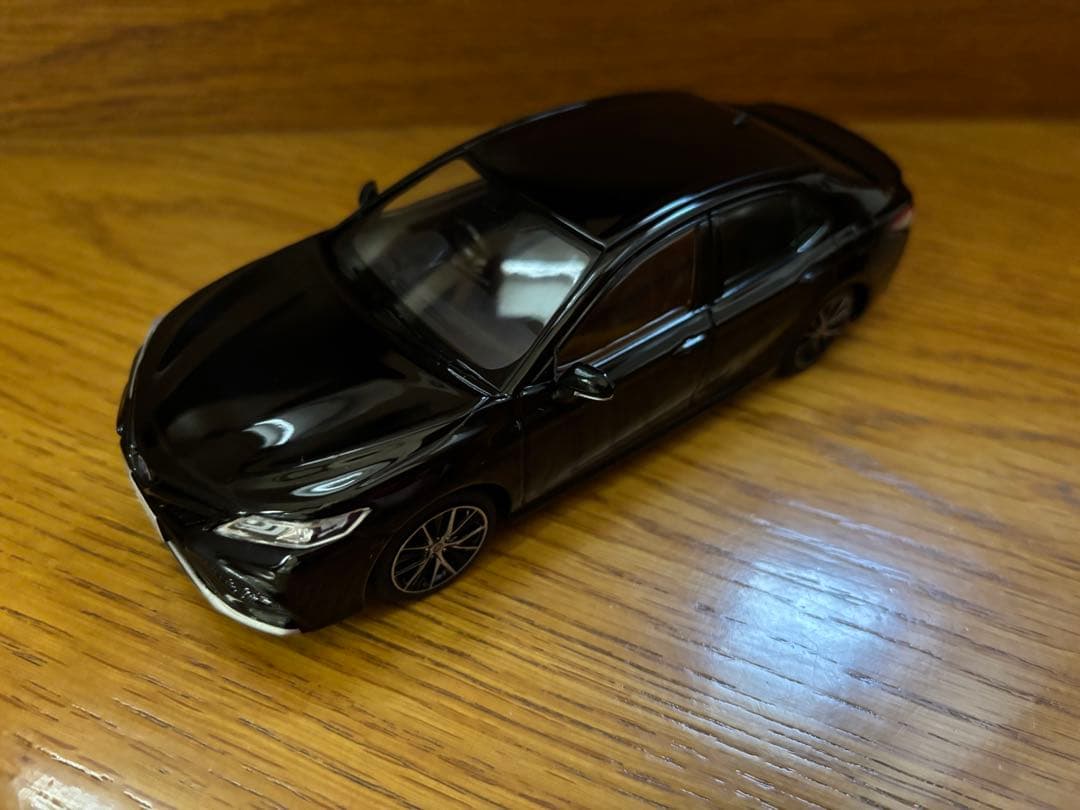 トヨタ　カムリWS ミニカー　アティチュードブラックマイカ218