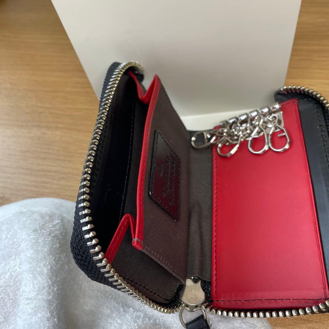 【新品未使用】ヴィヴィアンウエストウッド　キーケース　ブラック　レッド　鍵入れ