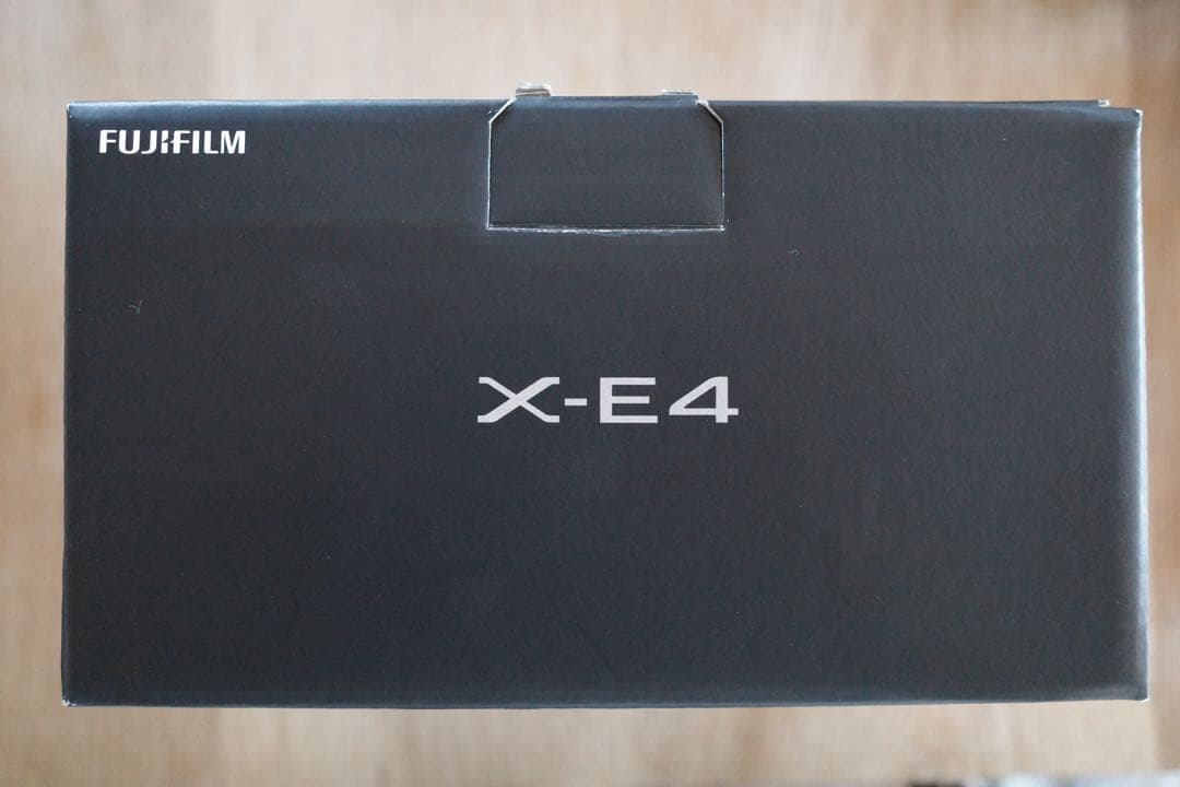 【美品】Fujifilm X-E4 ミラーレス一眼 本体