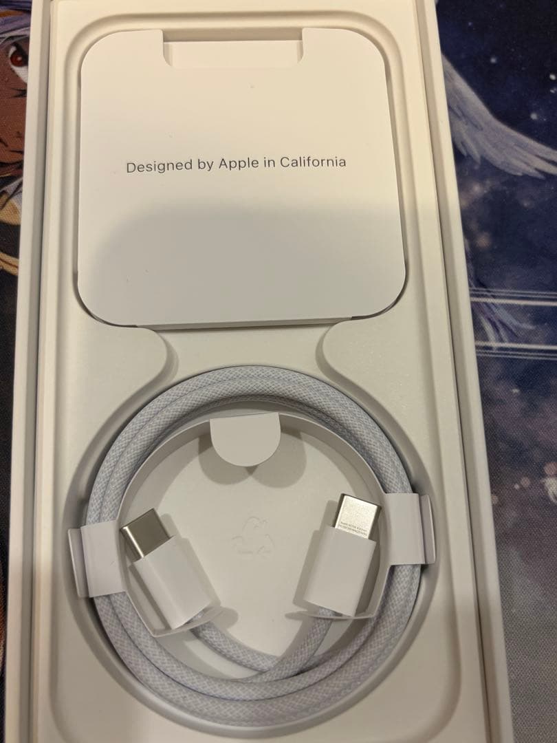 極美品 iPhone 15 Pro 256GB 本体 ホワイトチタニウム