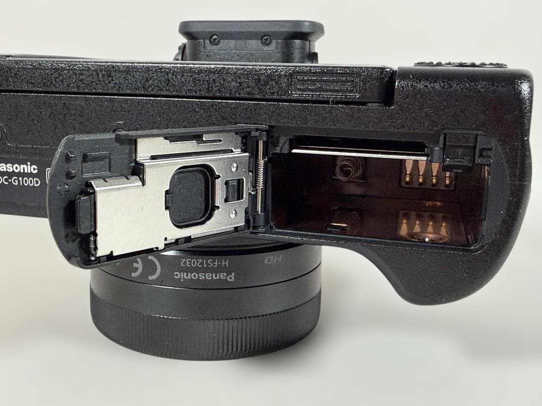 【極美品・保証書付】LUMIX DC-G100DV トライポッドグリップキット