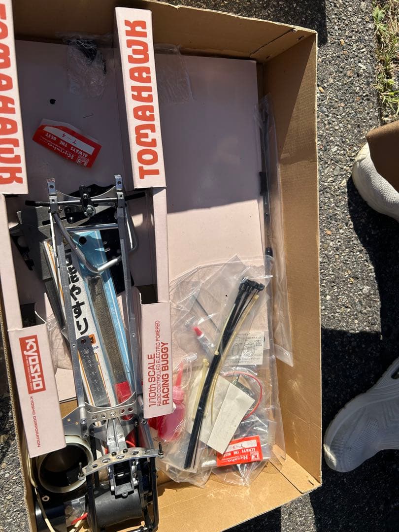 KYOSHO京商　トマホーク　オフロードレーサー　電動ラジコン　レーシングバギー