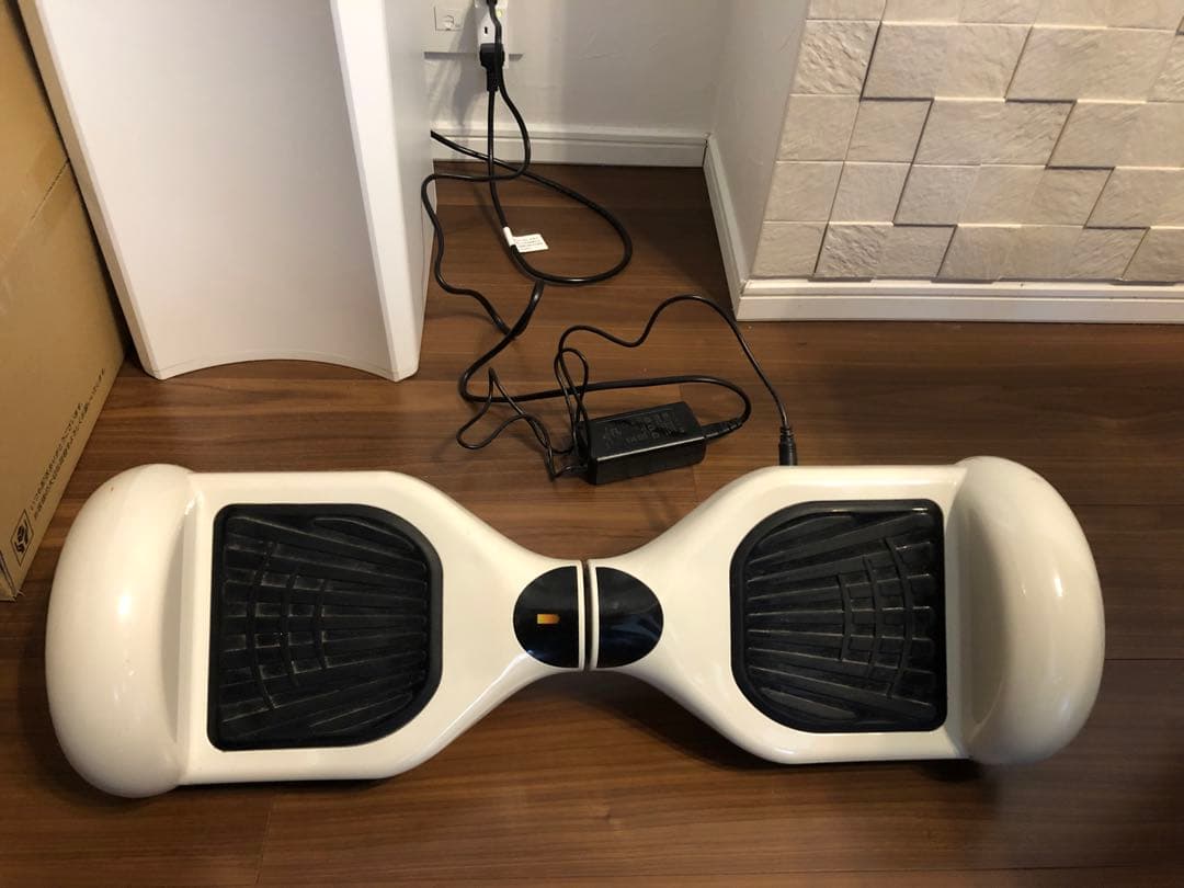 ホワイト 立ち乗り2輪ボード　セグウェイ　kintone