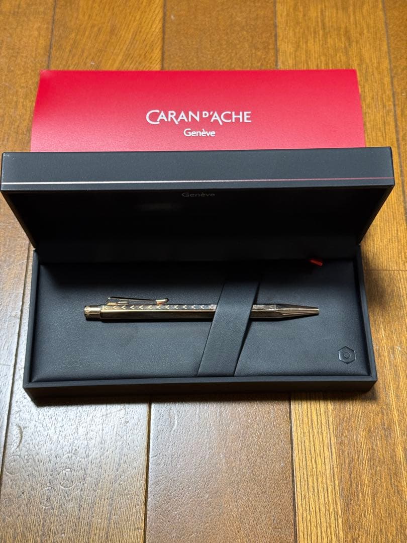 CARAN D'ACHE 希少やローズゴールド ボールペン 本体