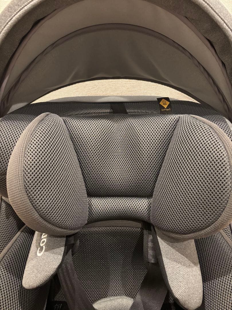 【上位モデル】Combi クルムーヴコンパクト R129 エッグショック グレー