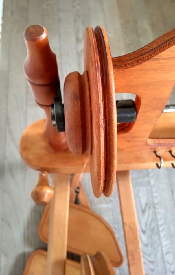 アシュフォード紡毛機　トラディショナル　シングルドライブ　ダブルペダル