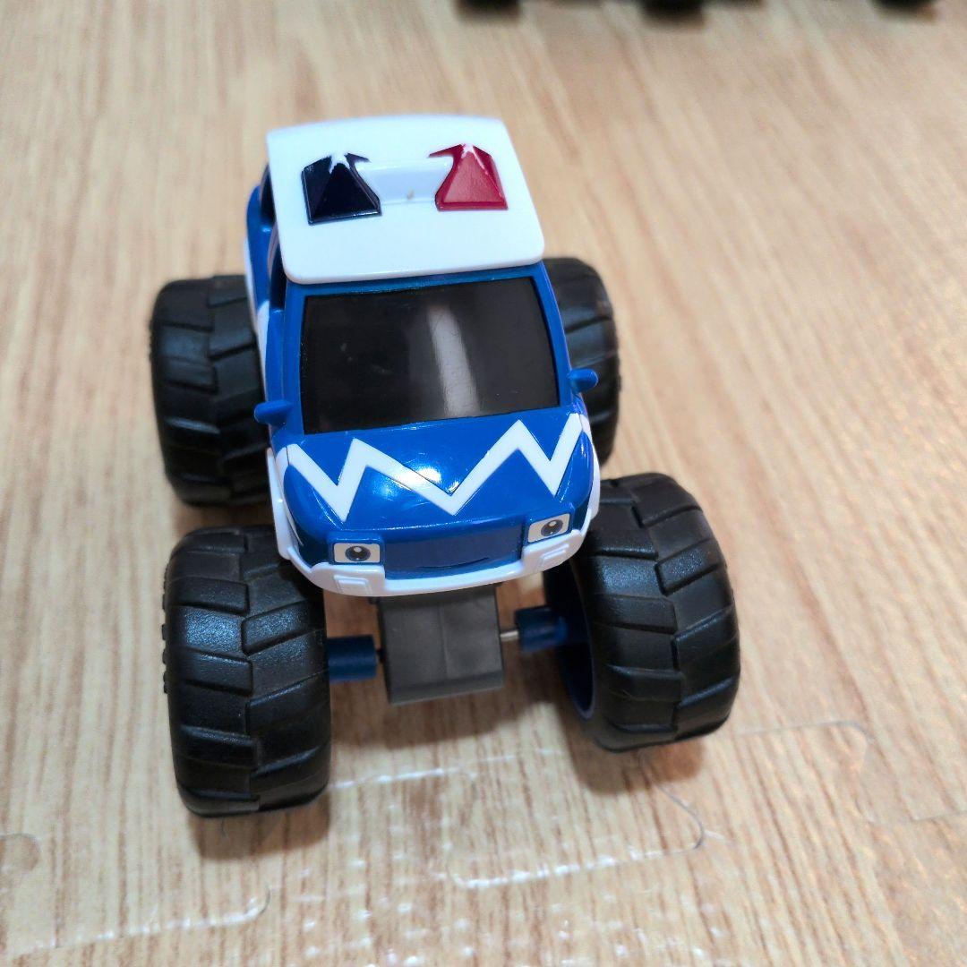 ベイビーバス　ミニカーセット