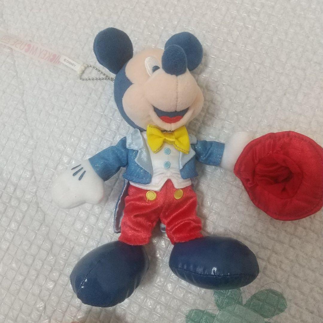 ミッキーマウスぬいぐるみ