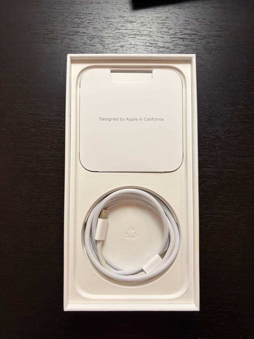 Apple iPhone 15 plus 本体 箱付き