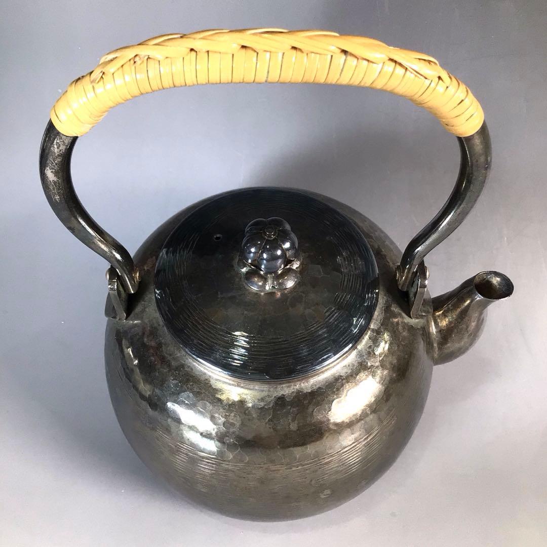 Ｎ９６３　水注　『秀峰堂造』『いぶし銀』『刷毛目紋』『湯沸』　紙箱　茶道具