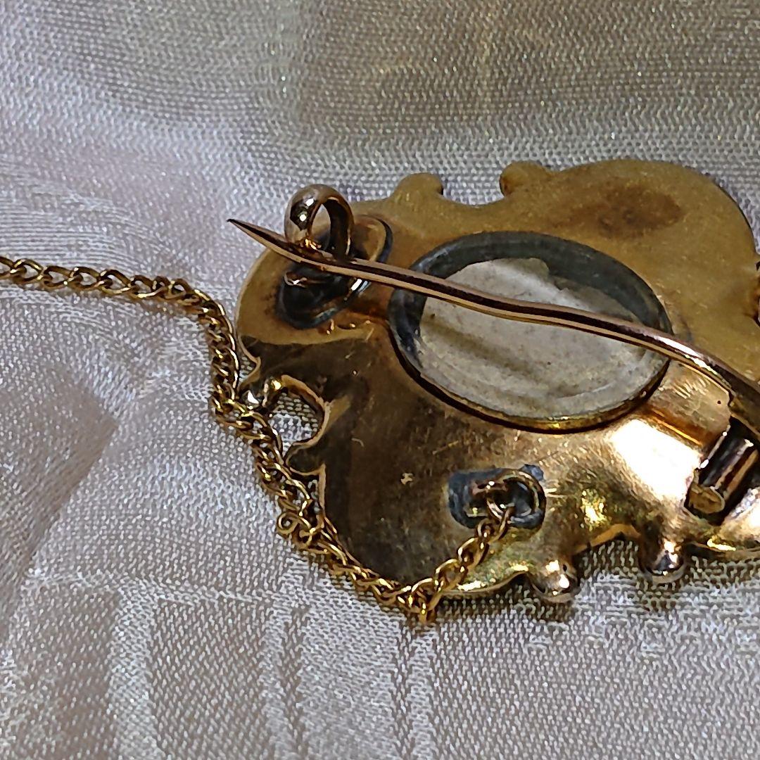 ヴィクトリア時代のブローチ