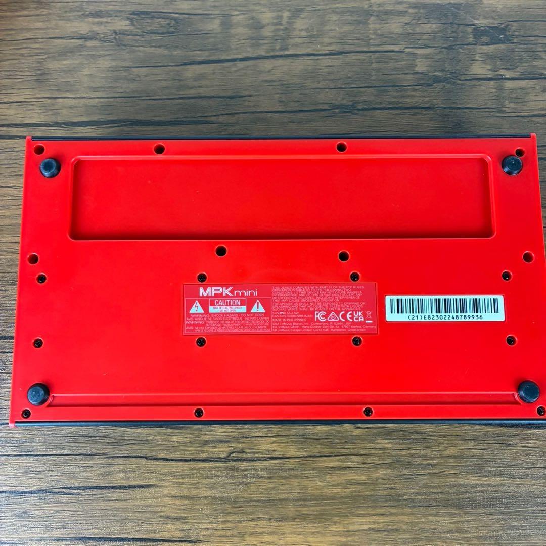 【美品】AKAI MPK mini MIDIキーボード