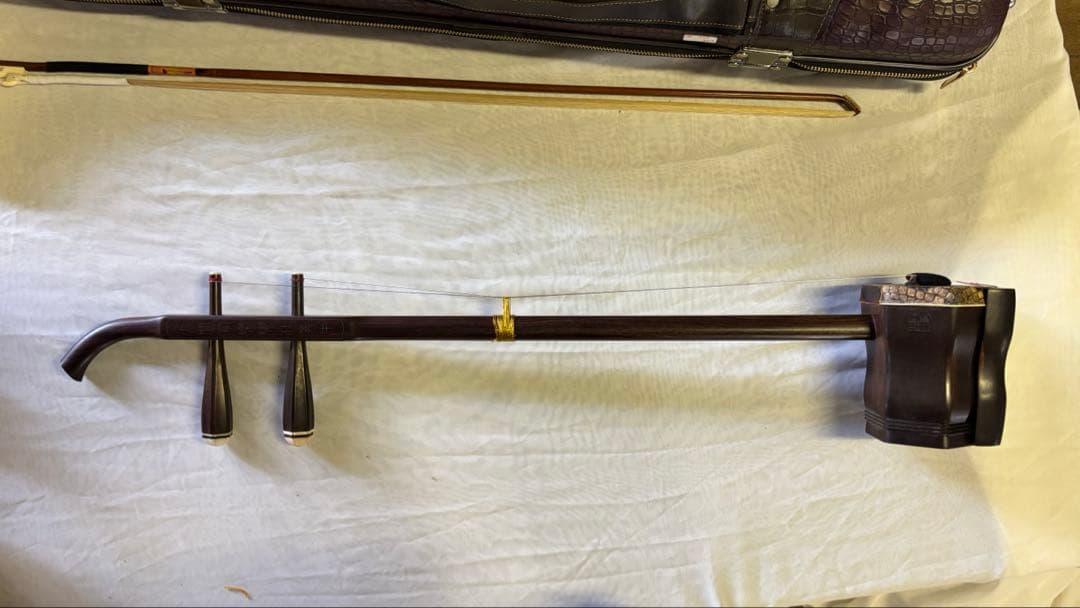 紫檀二胡(王乃政作）プロ用(お買得品)