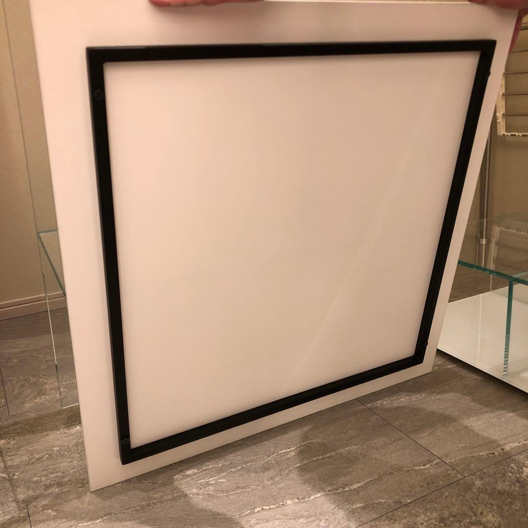 カッシーナ　ガラステーブル