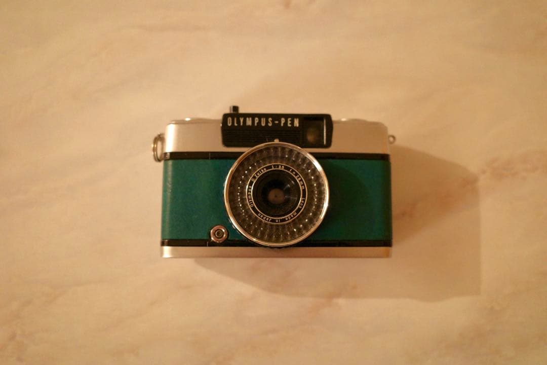 OLYMPUS PEN EE-3 青色 トイカメラ