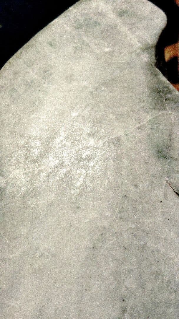 ★翡翠原石★糸魚川硬玉【小滝・転石・底カット】