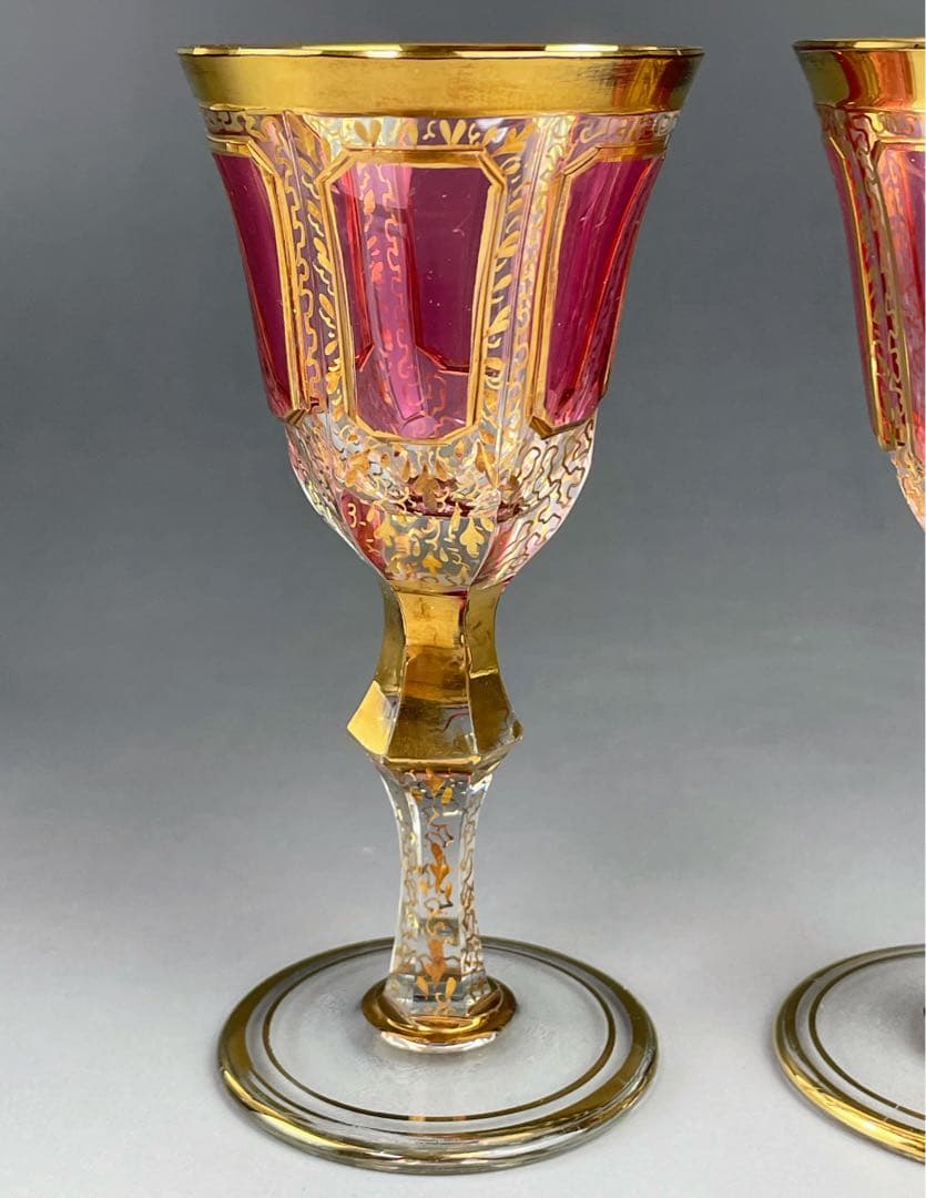 ボヘミア パネルグラス ２個セット クランベリー被せ ワイングラス クサック