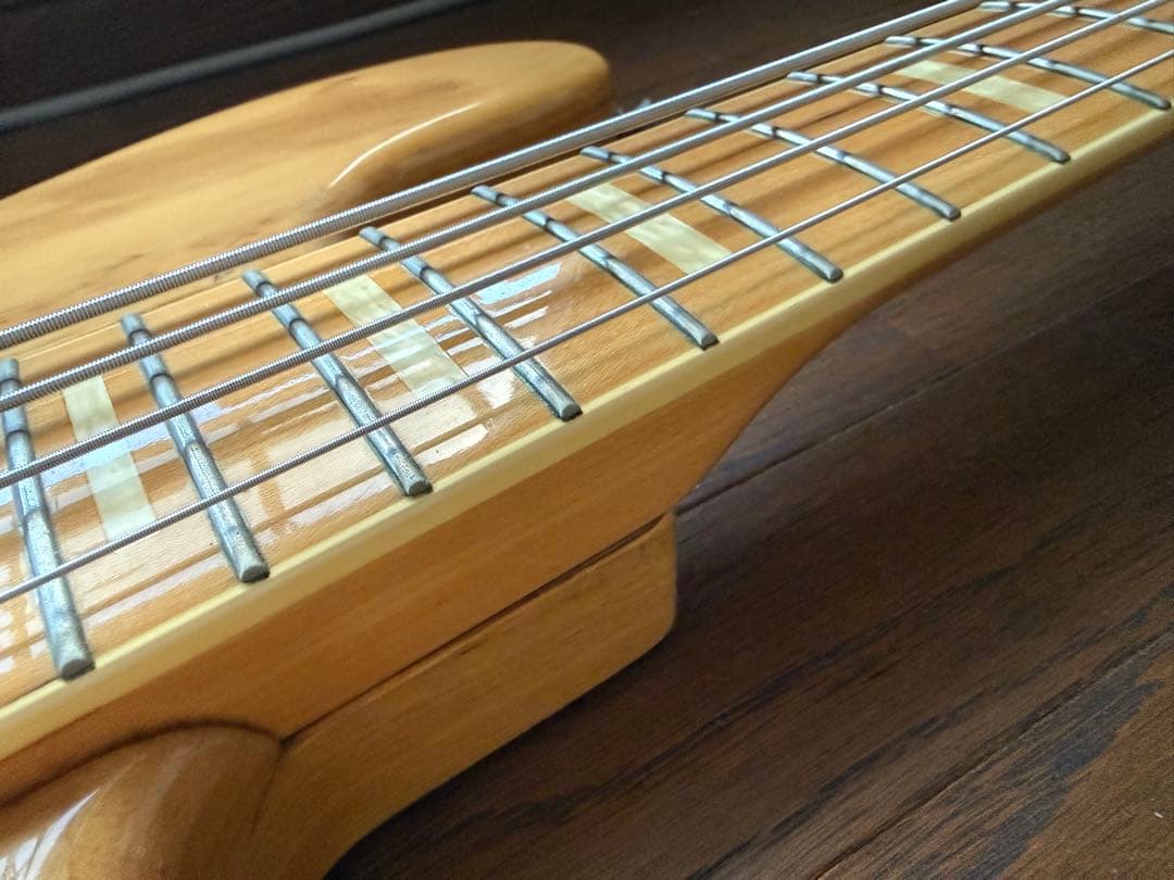 キ*イ様 Fender JAZZ BASS