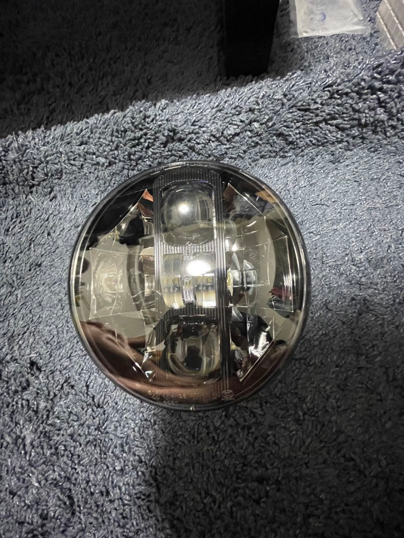 ハーレー　ブレイクアウト　FXBR ヘッドライト