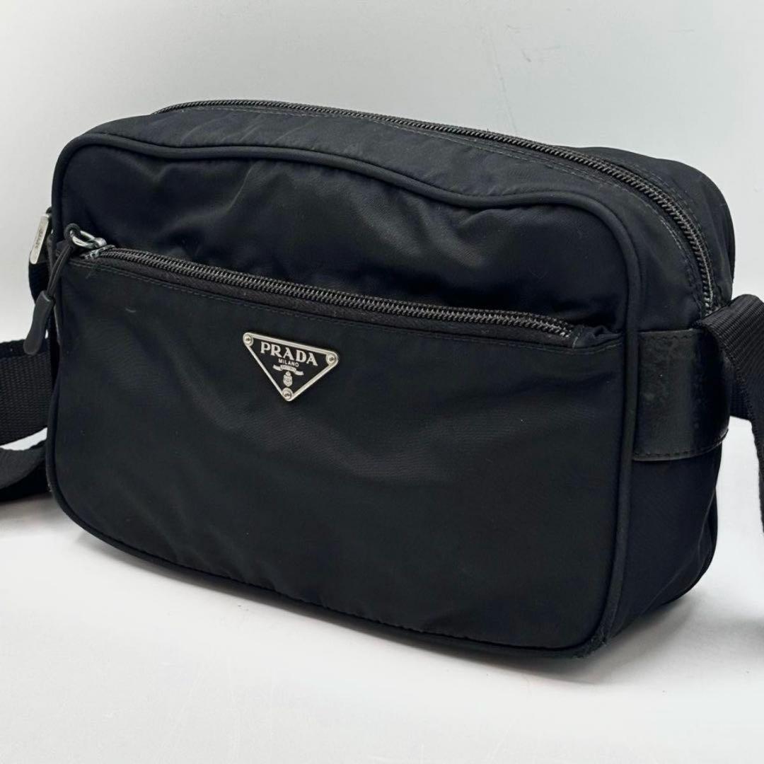 大人気 プラダ PRADA 三角ロゴ ショルダーバッグ　23cm ブラック