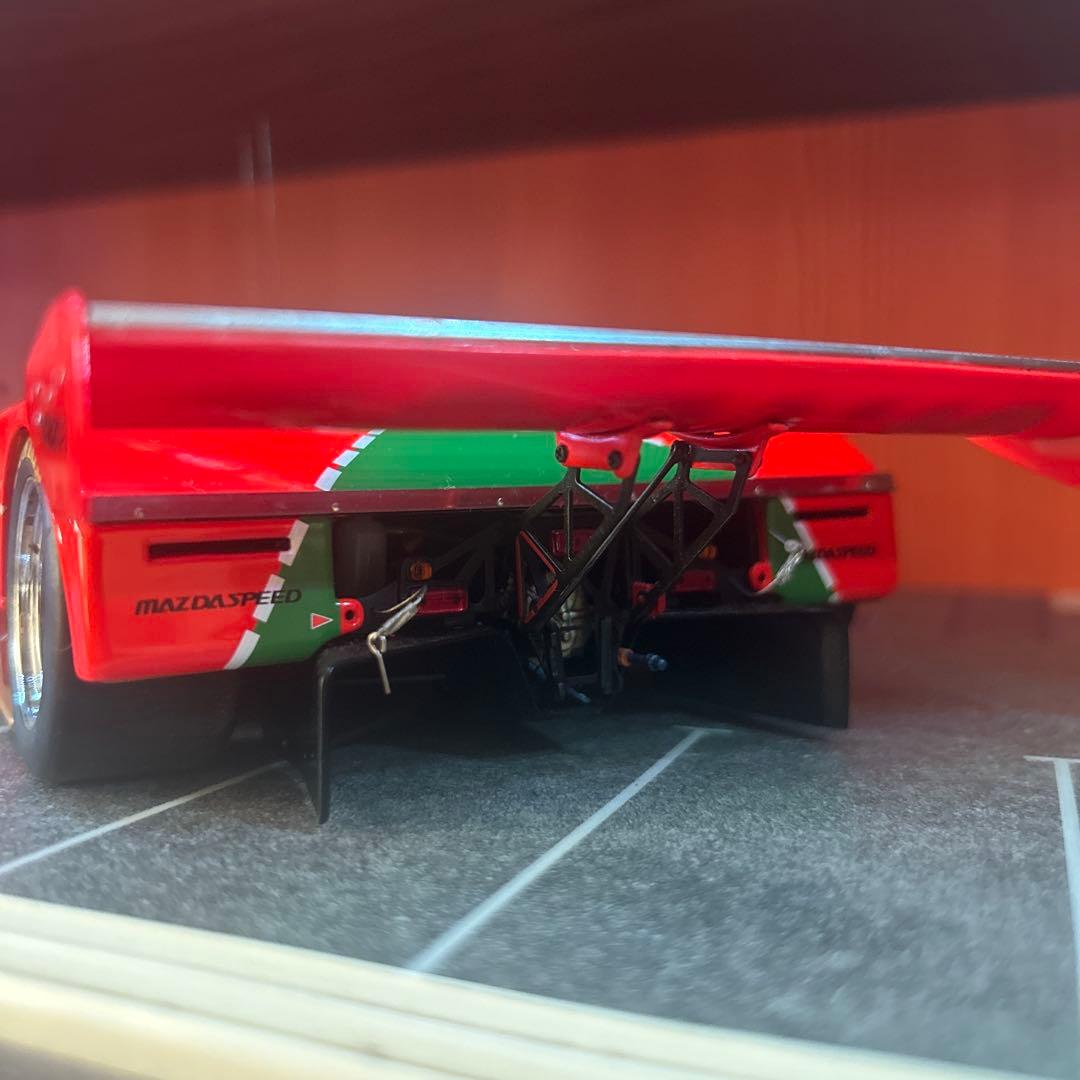 最終価格！ オートアート　1/18スケール　787B