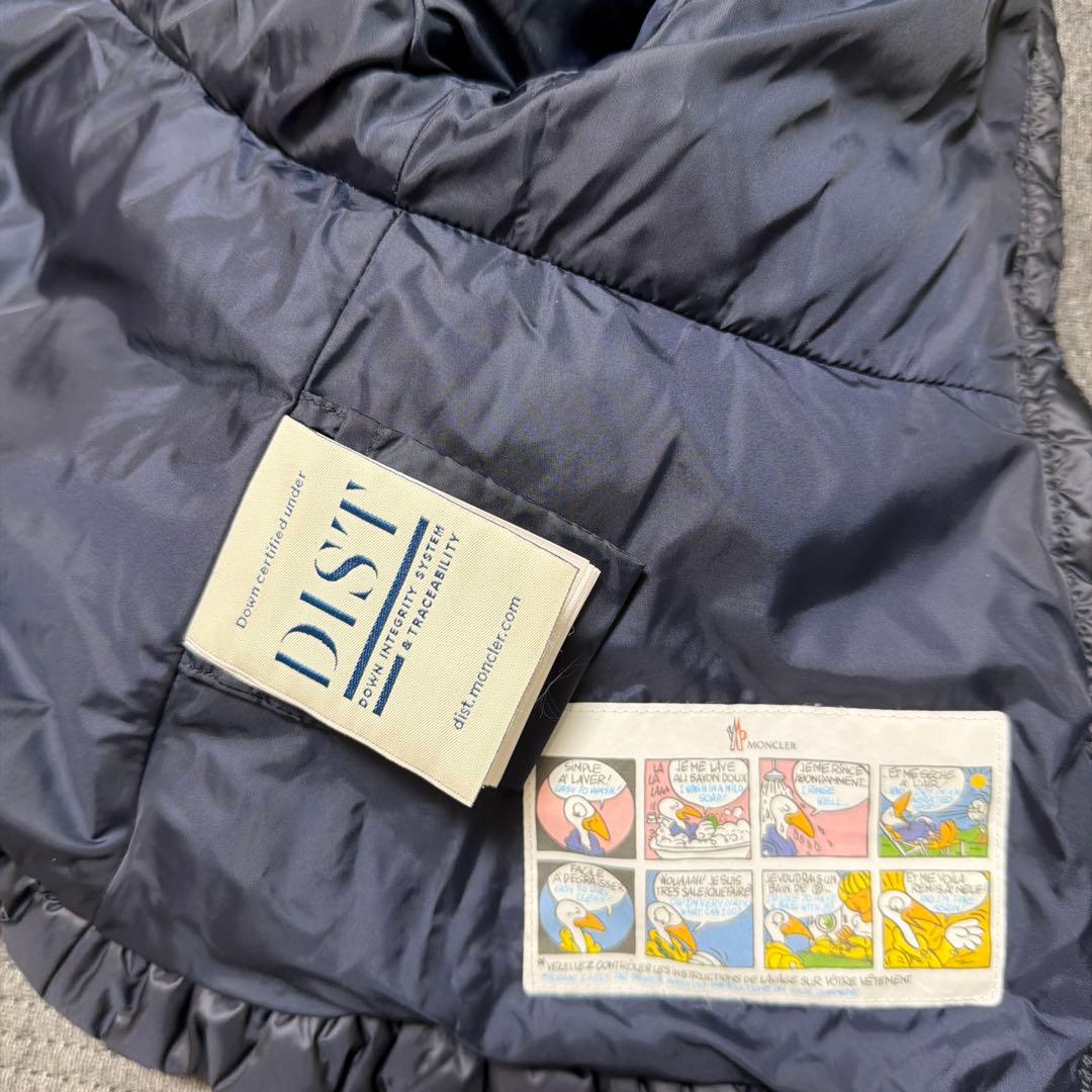 MONCLER キッズネイビー ダウンコート
