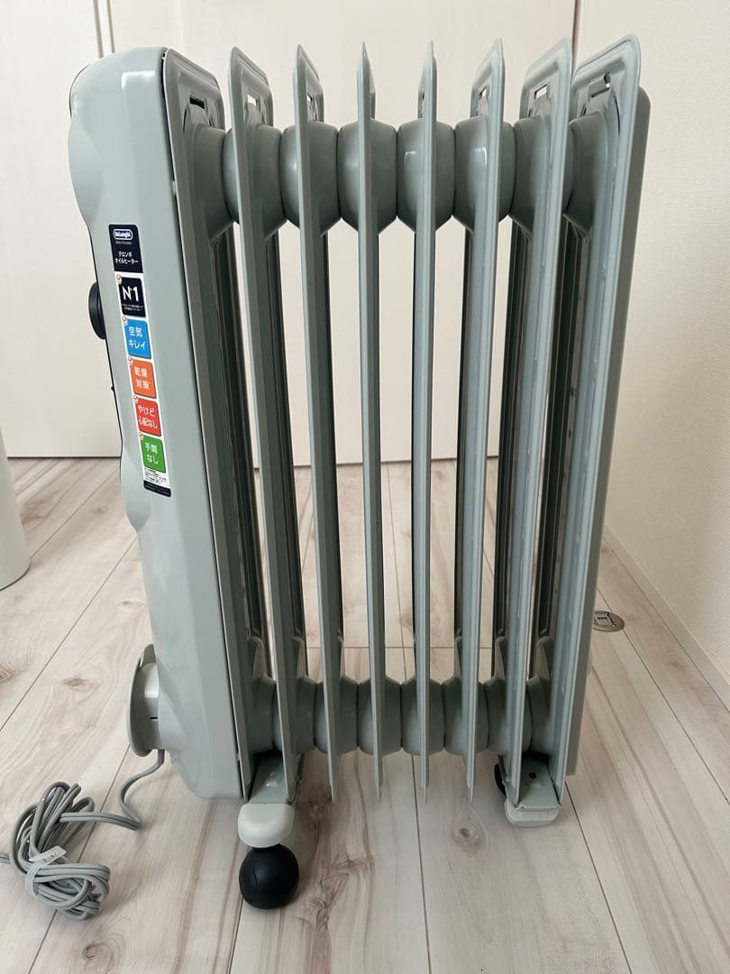 【極美品】デロンギ　オイルヒーター　HJ0812