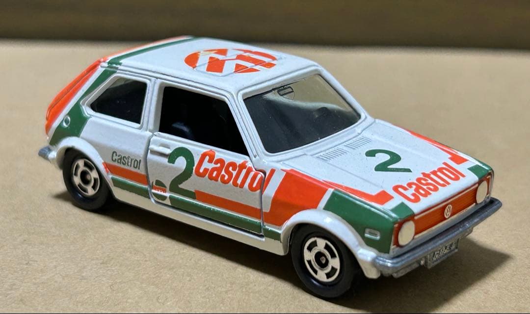 日本製 トミカ フォルクスワーゲン ゴルフ GLE カストロール