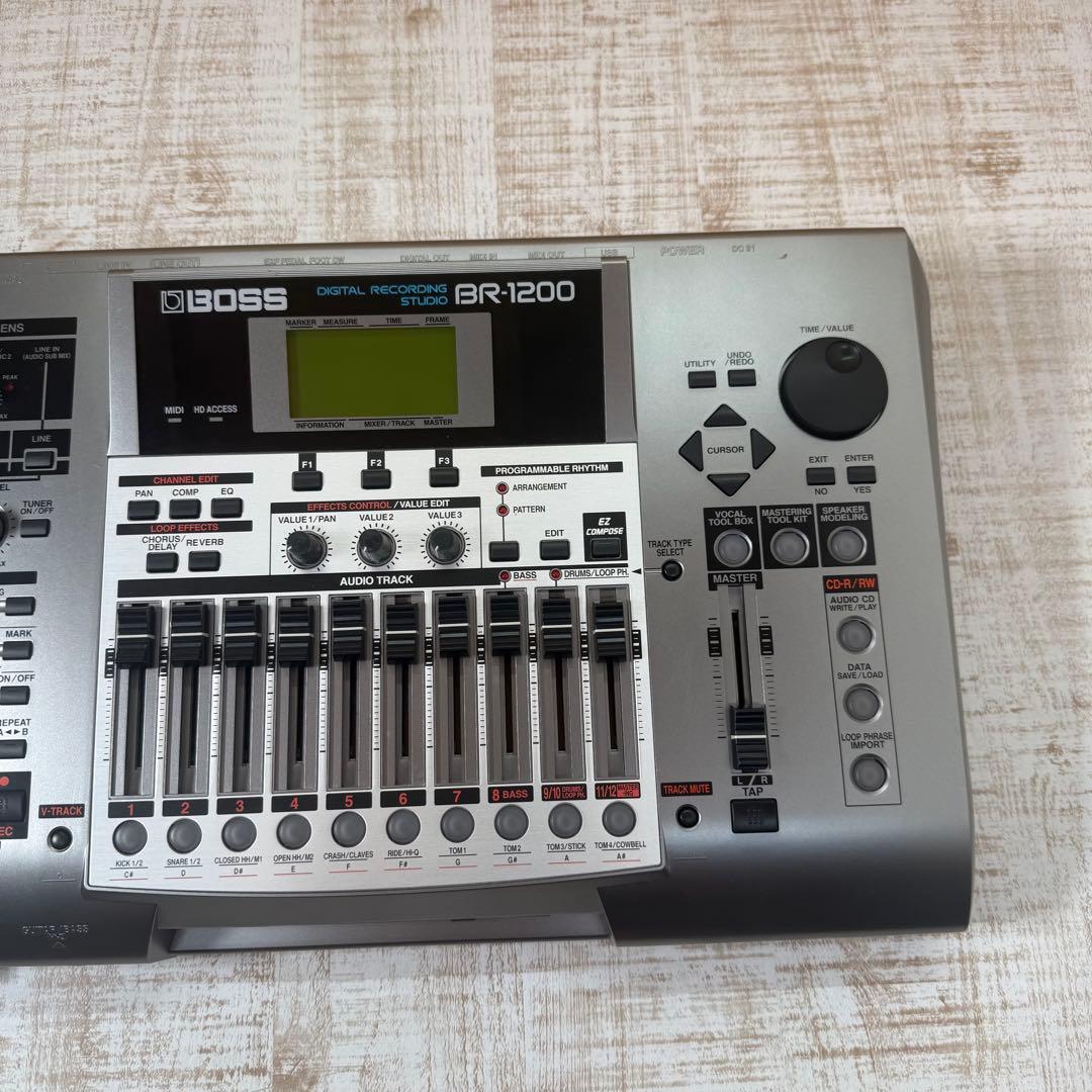 BOSS BR-1200 マルチトラックレコーダー　ボス　アダプター