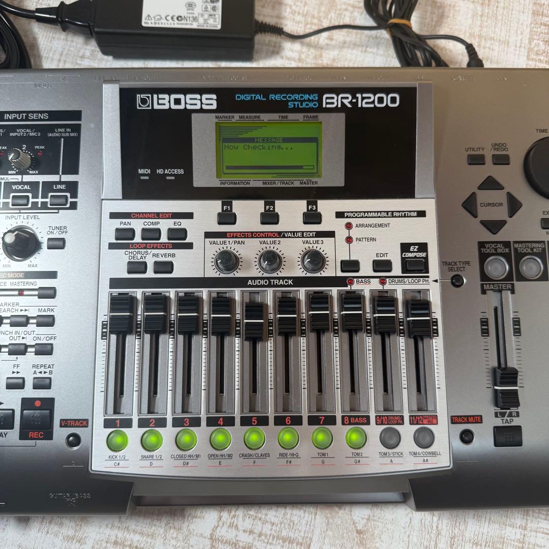 BOSS BR-1200 マルチトラックレコーダー　ボス　アダプター