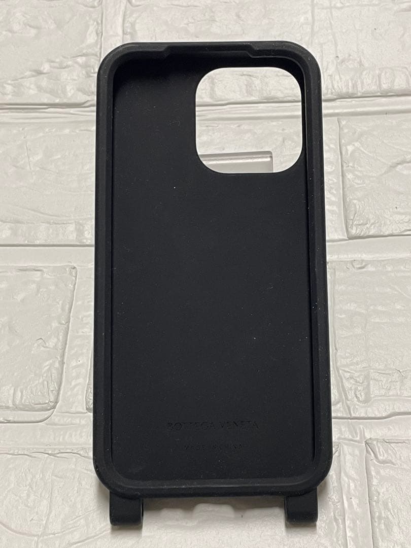 BOTTEGA VENETAラバーシリコンiPhone 15 Pro ケース　❤︎