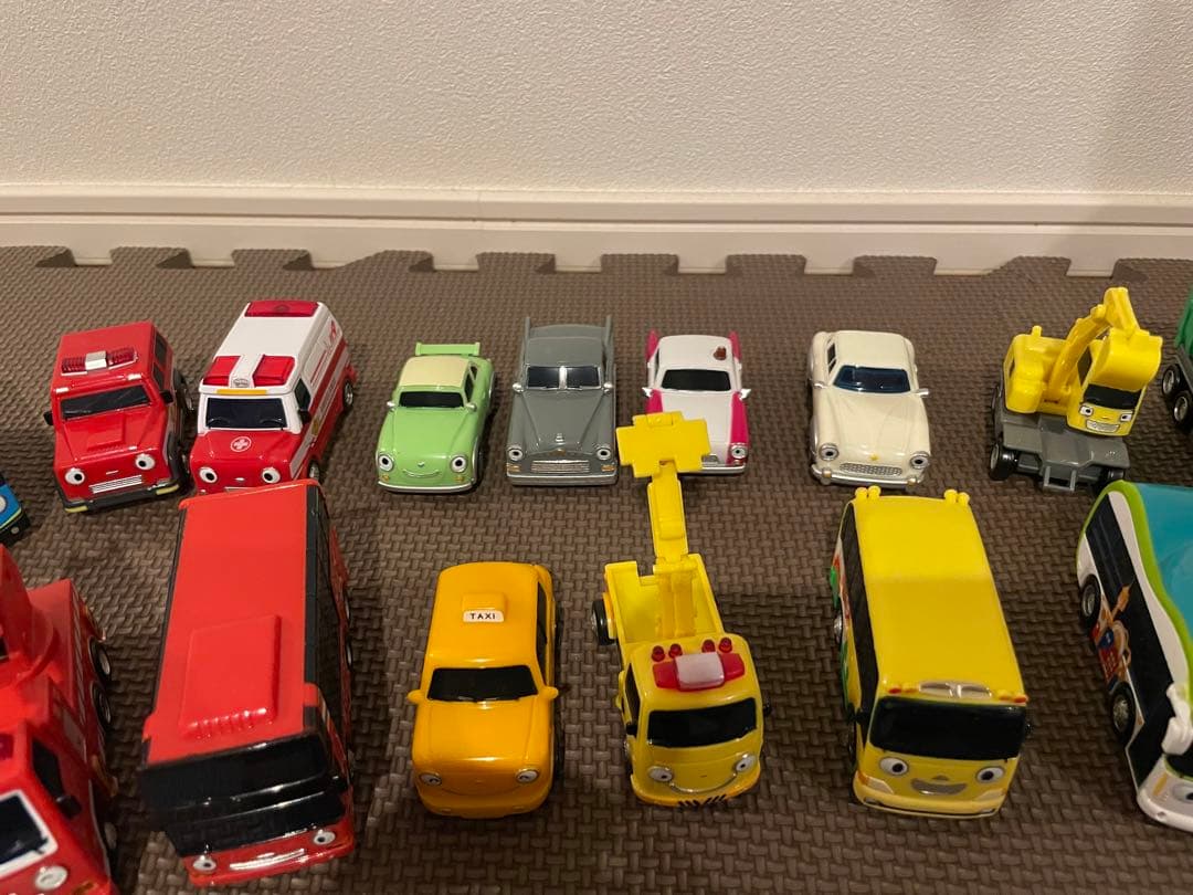 ちびっこバス タヨ　30台セット