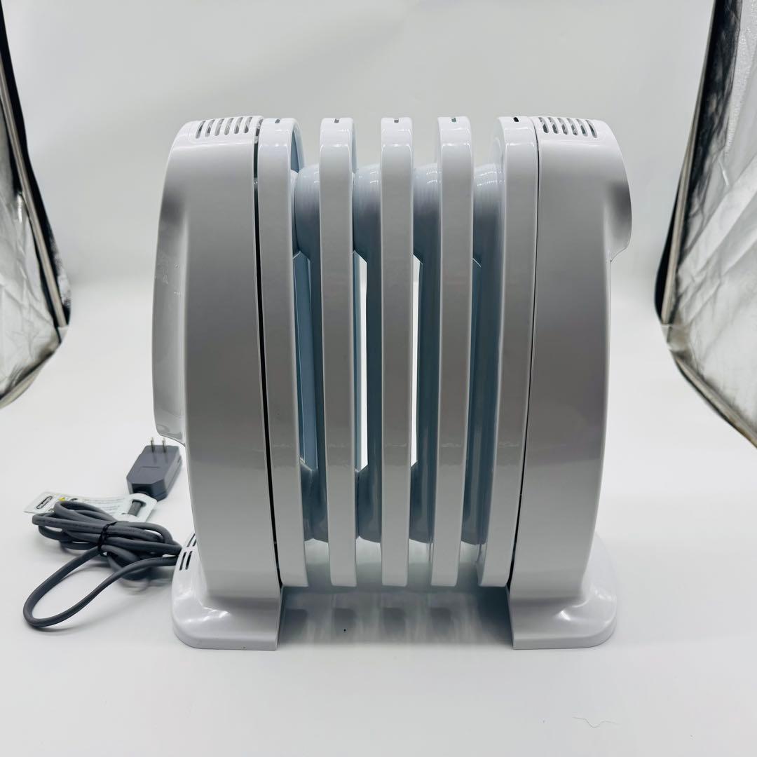 【送料無料】デロンギ オイルヒーター NJ0505E 取扱説明書付