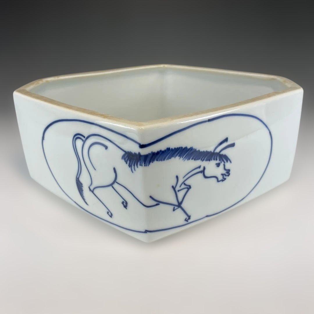 【茶道具】手塚祥堂造　染付菱馬食籠　堀内宗完書付（共箱）