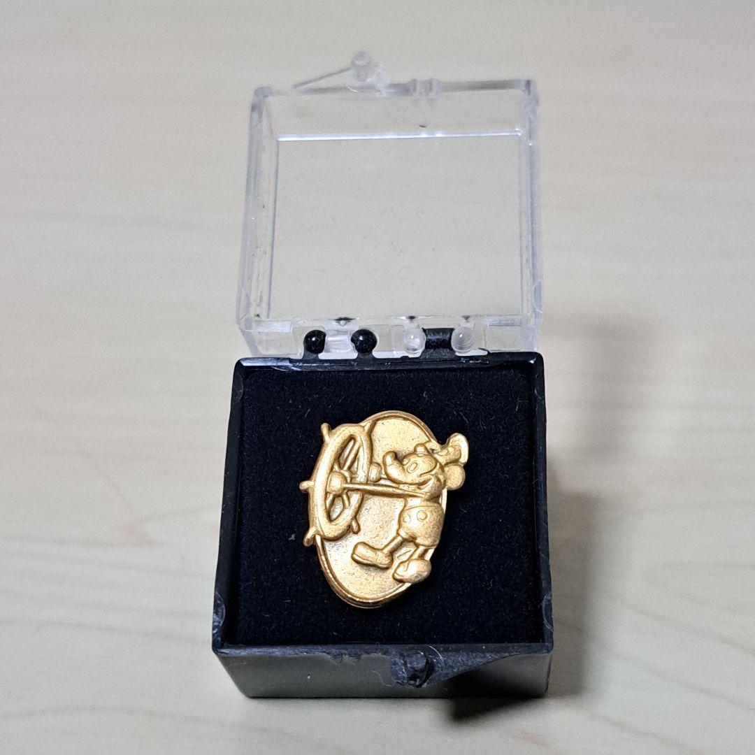 【非売品•レア】 東京ディズニーランド キャスト 勤続1年記念ピンバッジ