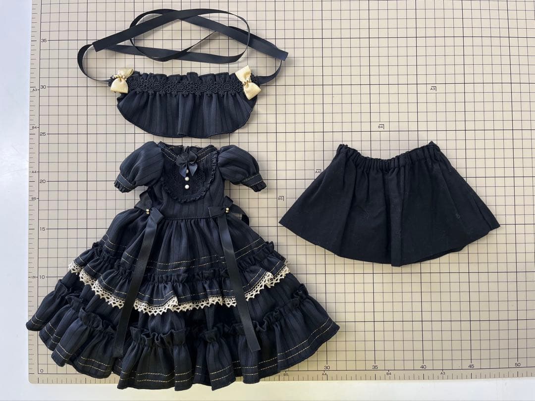 Dollロリータドレス 黒 40cm 1/4 MDD