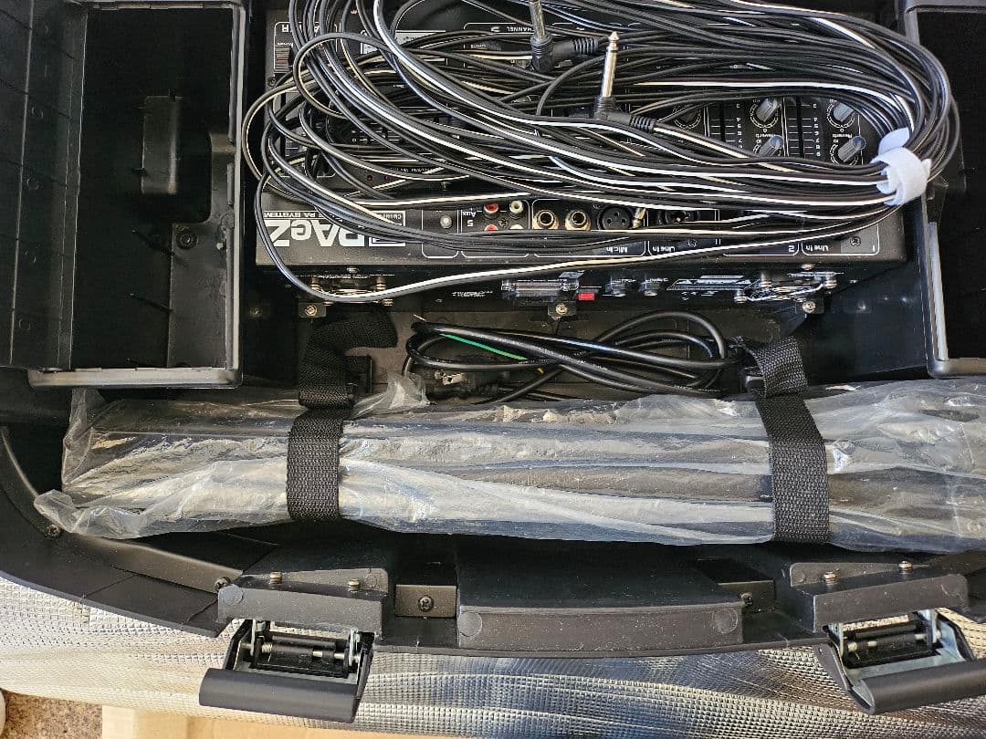 【ジャンク】なんほう 簡易PAスピーカー付 収納ケース付き 部品取り