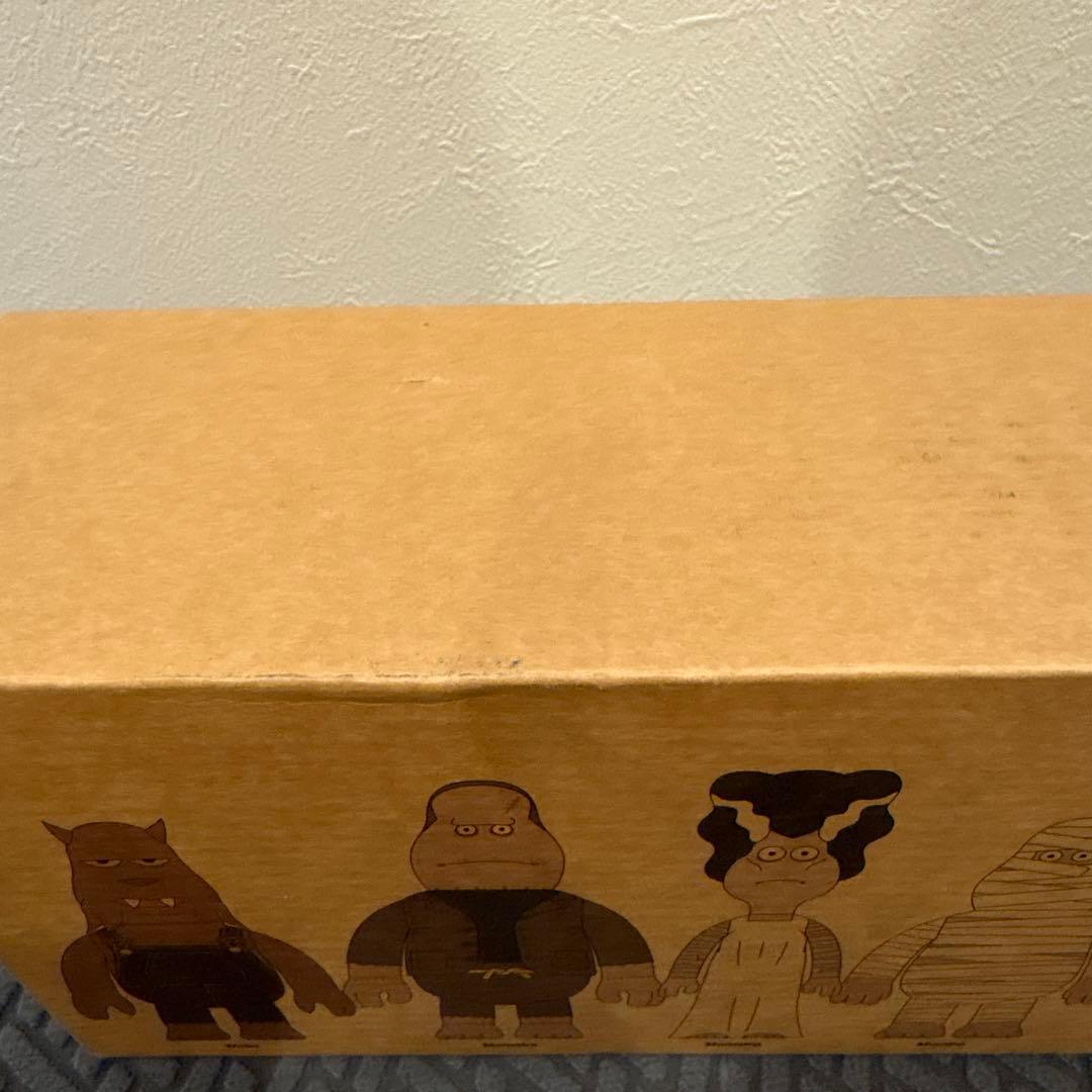 AMOS TOY(エイモストイ) /JAMES JARVIS フィギュア