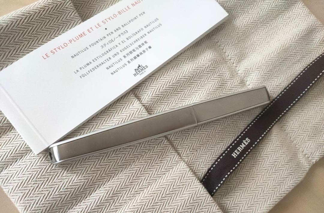 エルメス ノーチラス ボールペン シルバー 箱付